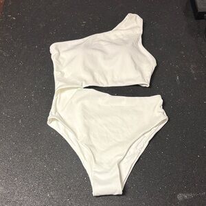 One-Shoulder White Swimsuit Small
